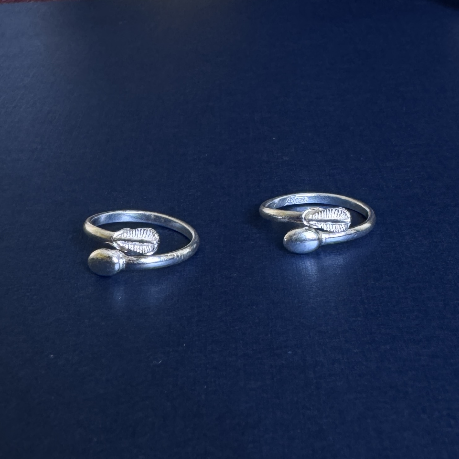 Kaudi Charm Toe Ring A0009