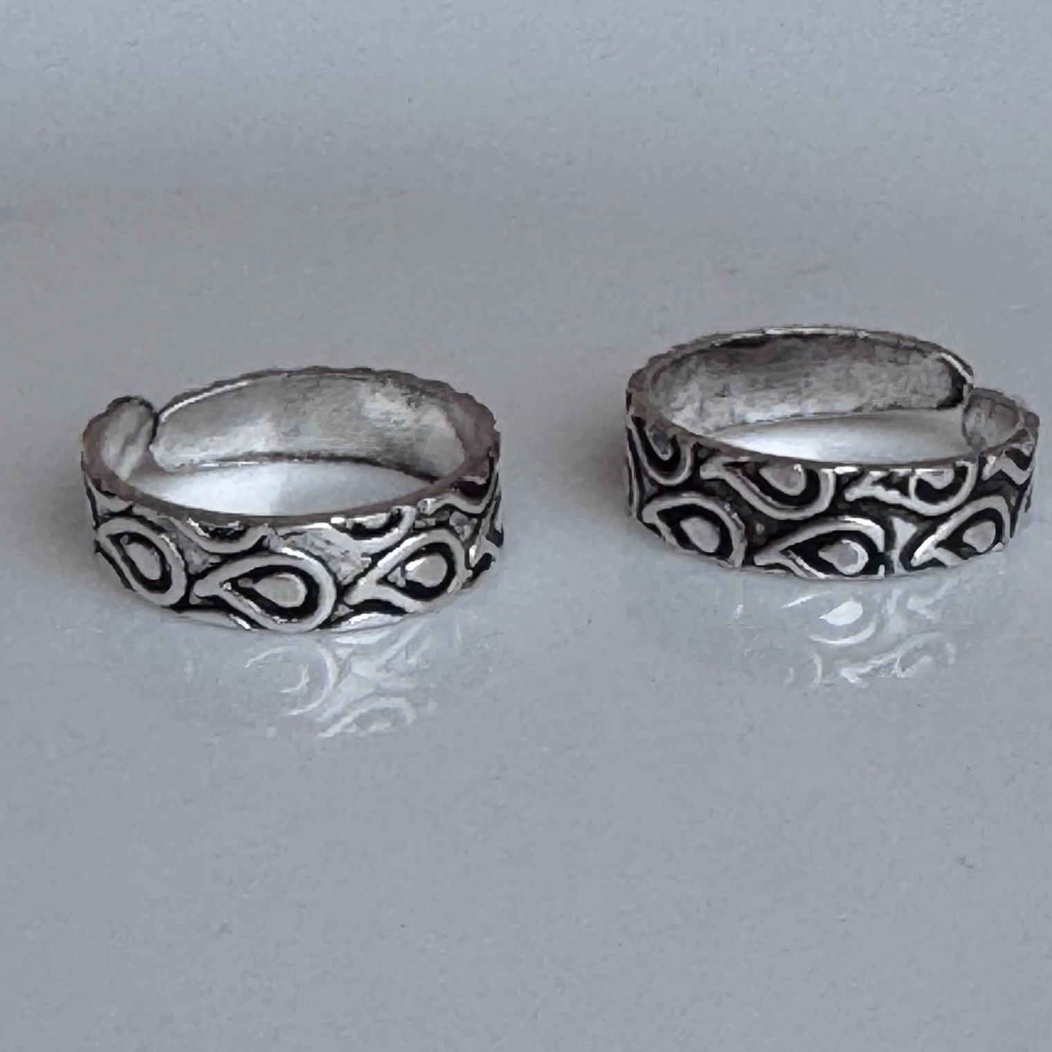 Tribal Flow Toe Ring A0054