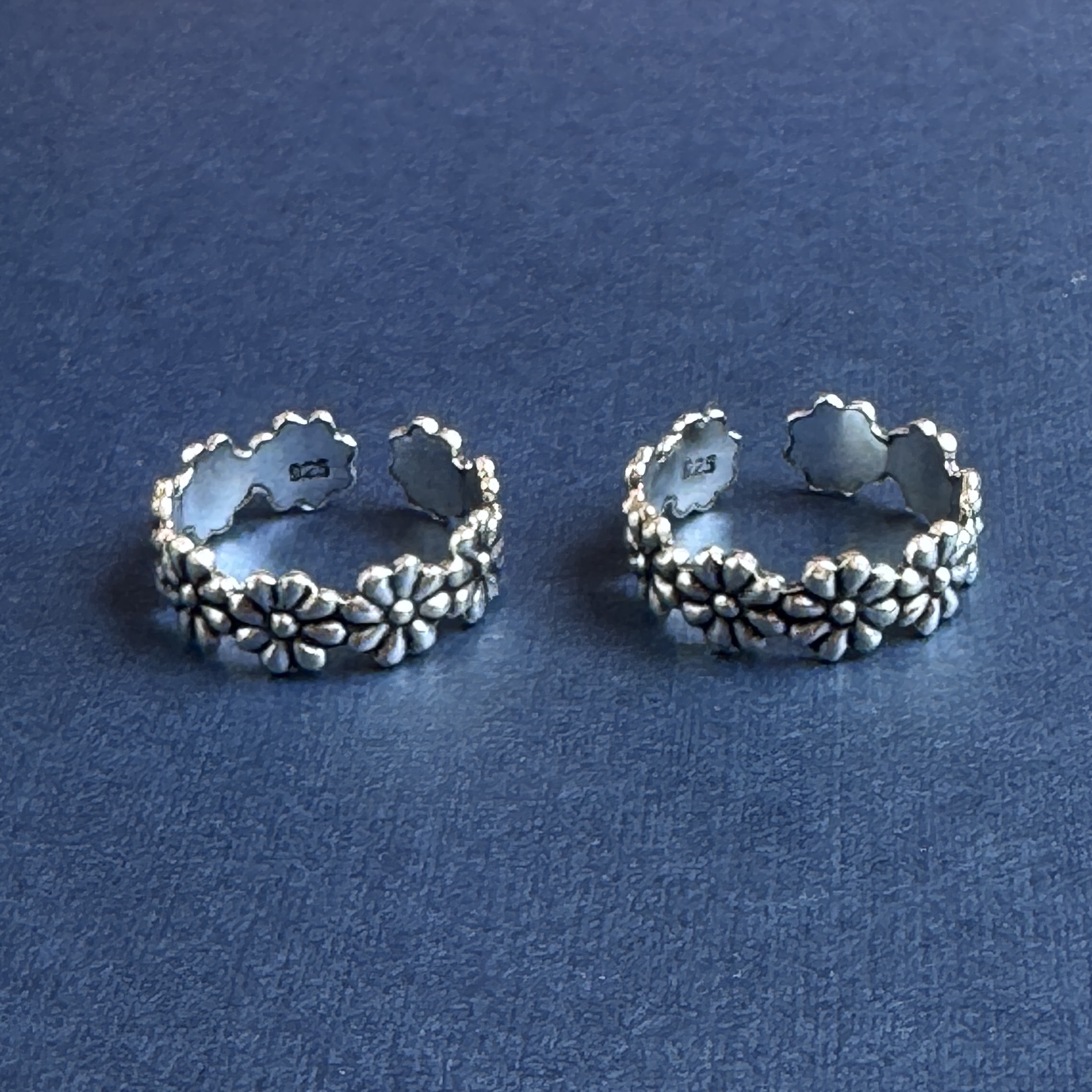 Daisy Delight Toe Ring A0060