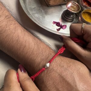 Rakhi A0140