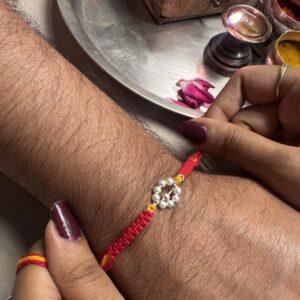 Rakhi A0143