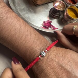 Rakhi A0146