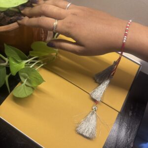 Rakhi A0188